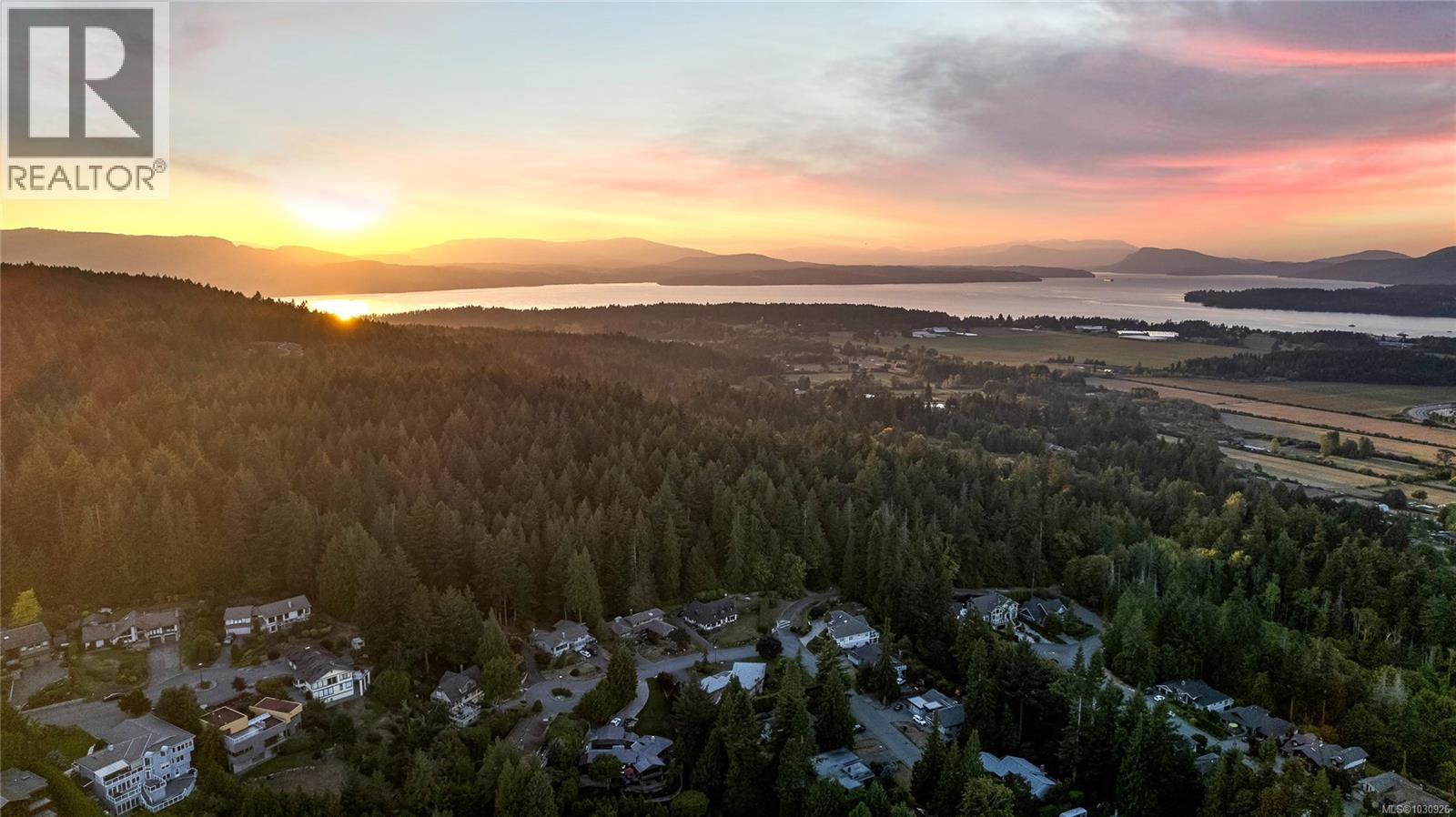 8909 Park Pacific Terr, North Saanich