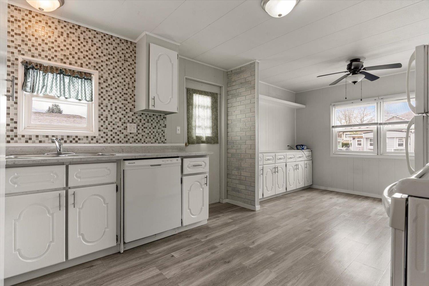 73 45640 WATSON ROAD, Garrison Crossing, Chilliwack