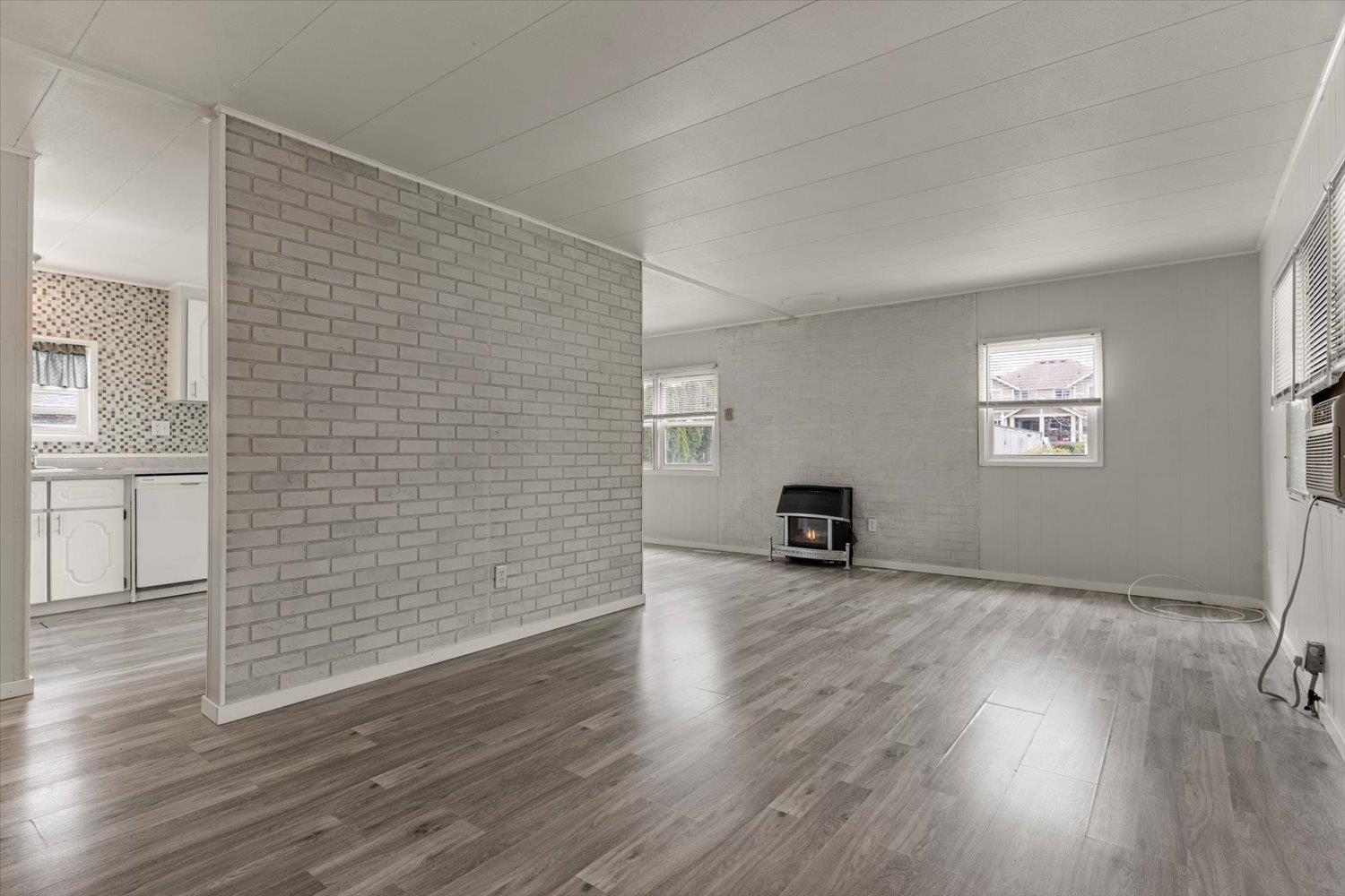73 45640 WATSON ROAD, Garrison Crossing, Chilliwack