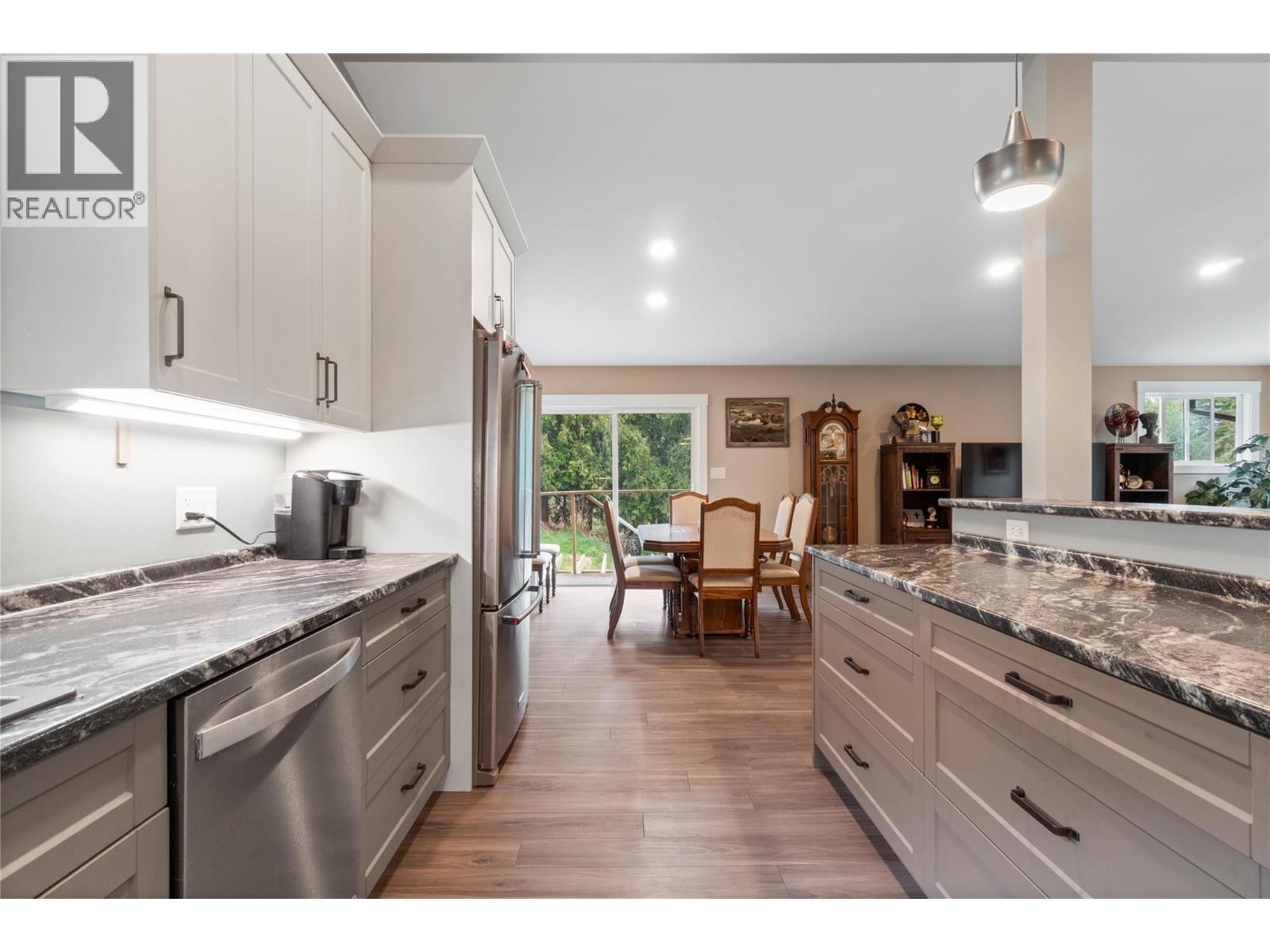 719 Abbington Lane, Tappen