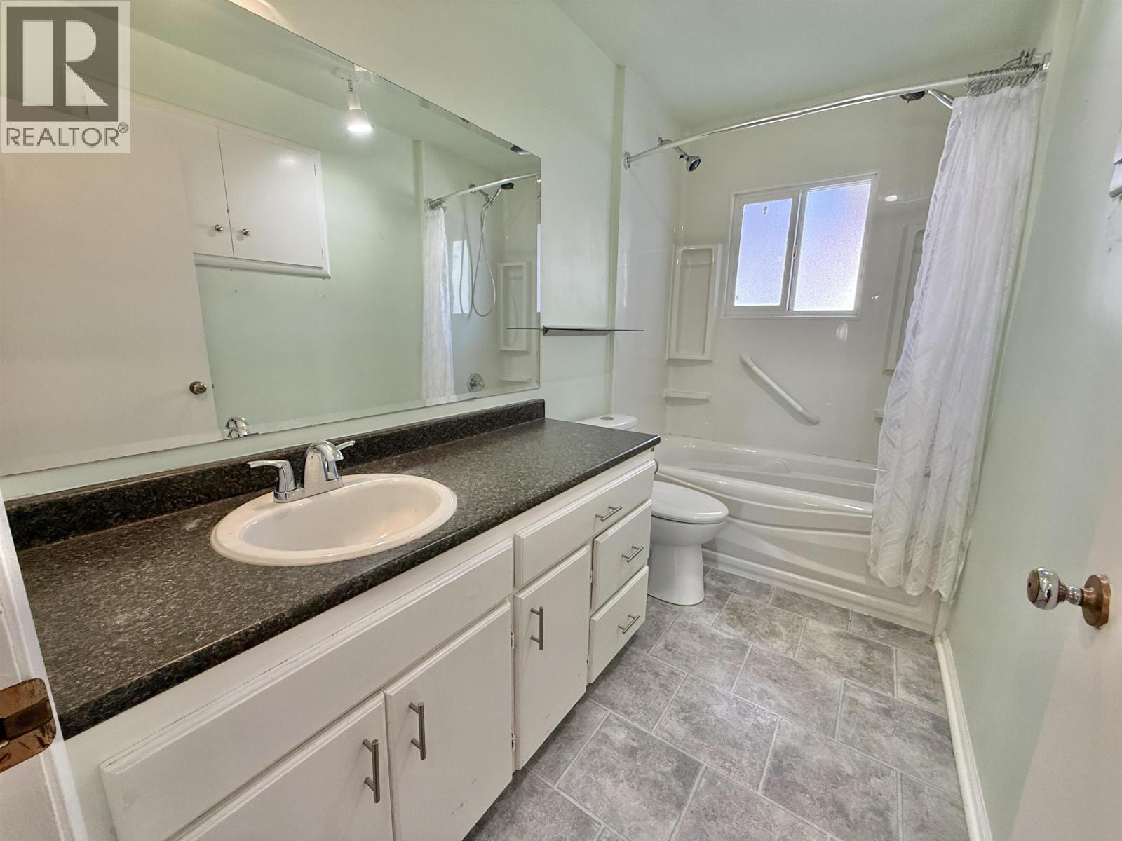 1001 JOHNSTON AVENUE - 19