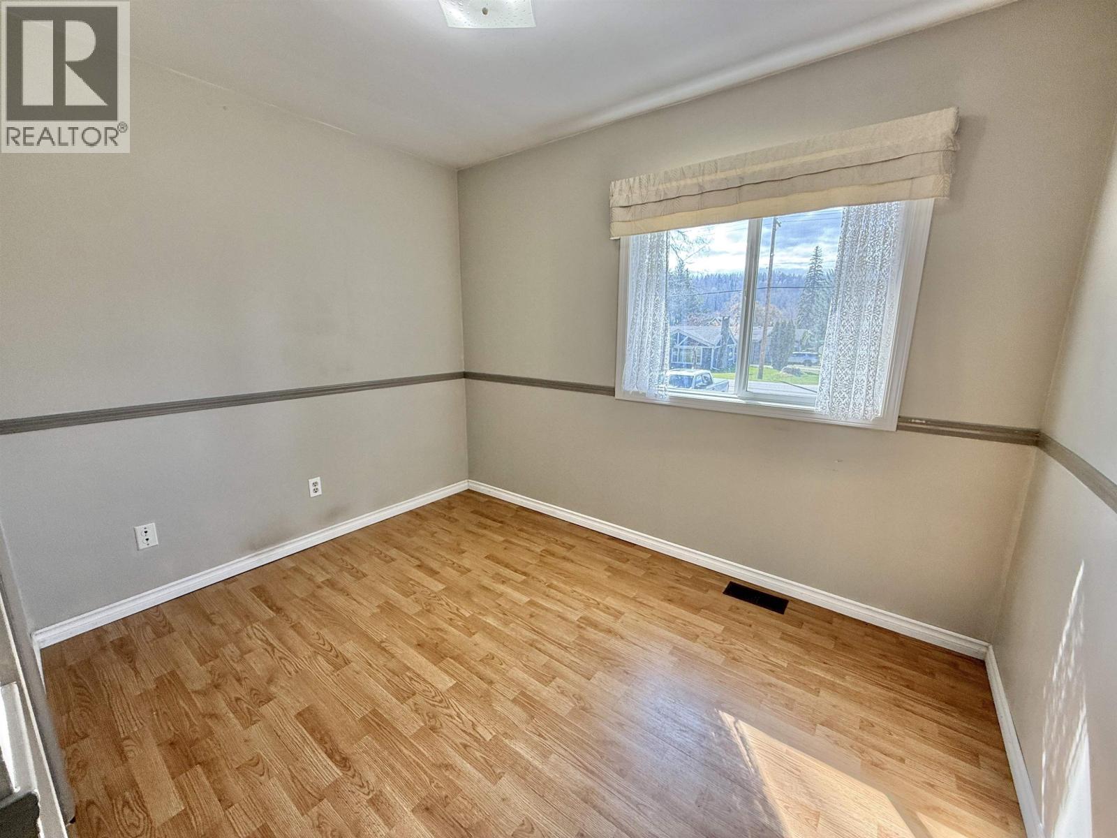 1001 JOHNSTON AVENUE - 22