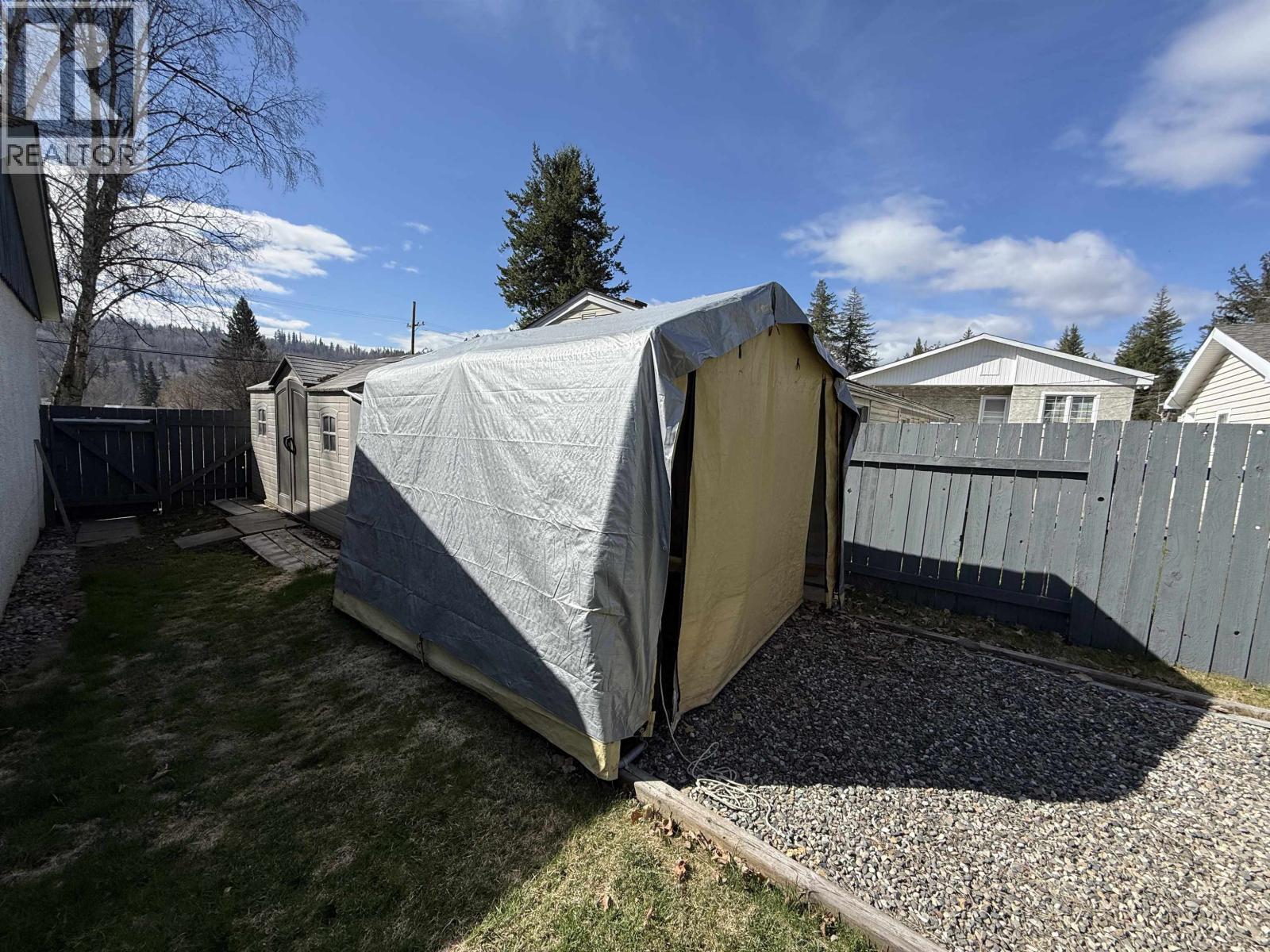 1001 JOHNSTON AVENUE - 35