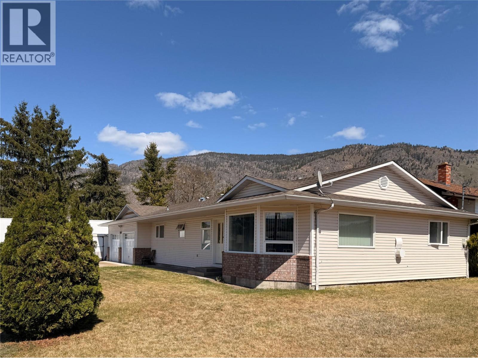 25 WILLOW Crescent, Osoyoos