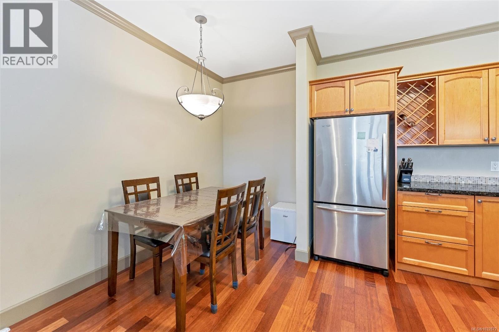 #318 1620 McKenzie Ave - 6