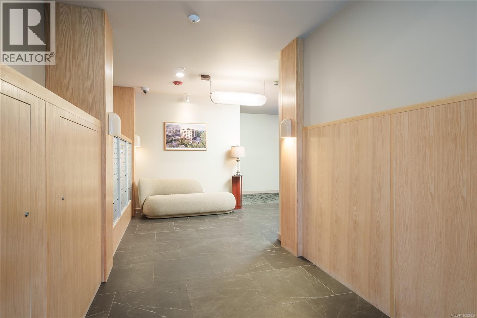 205 629 Speed Avenue, Victoria