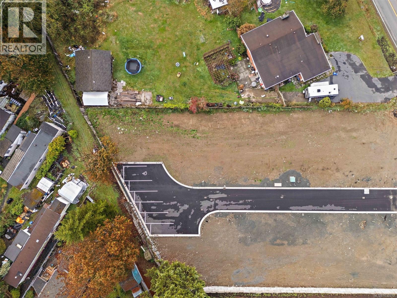 Lot 8 2045 Maple Ave S — photo 4