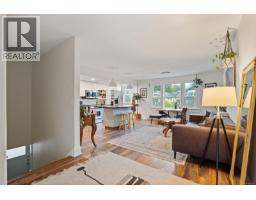 Kitchen - 320 Moss St, Victoria, BC V8V4M9 Photo 8
