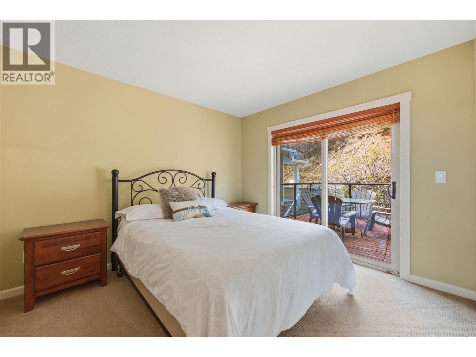 220 6765 La Palma Loop, Kelowna