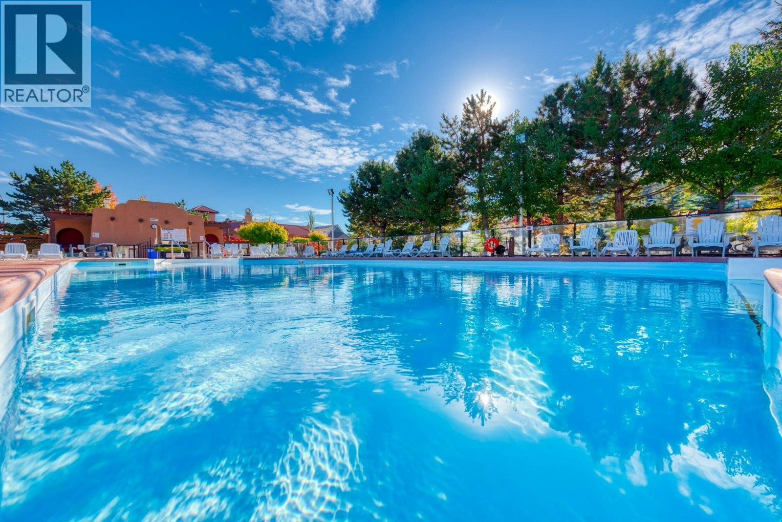 220 6765 La Palma Loop, Kelowna