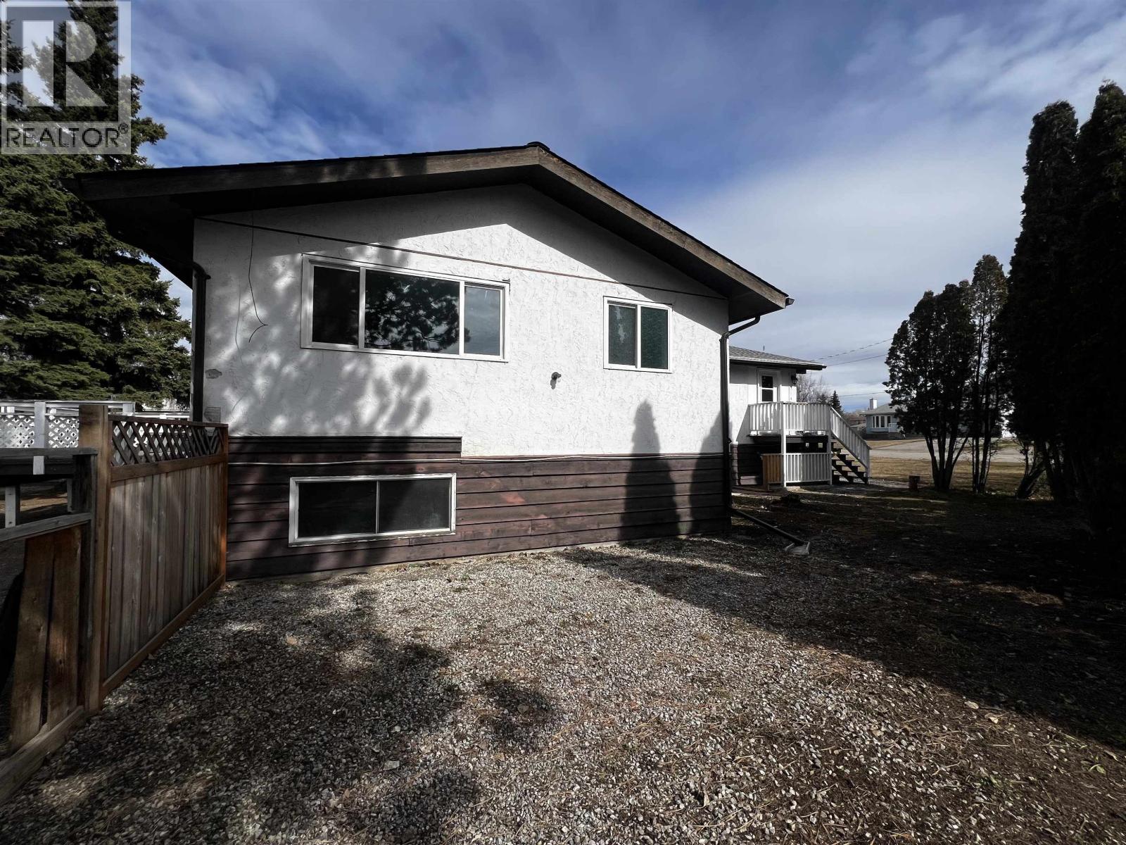414 ENDAKO PLACE - Image 3