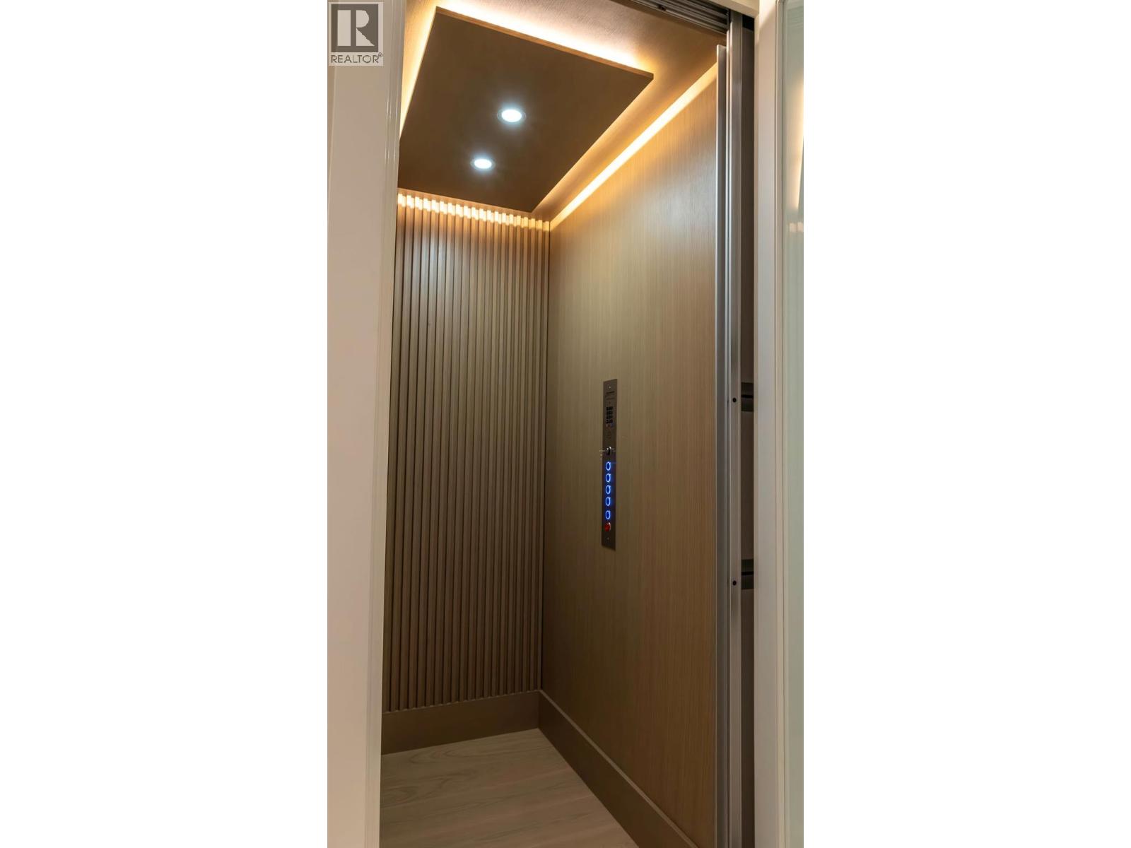 4 781 Martin Avenue, Kelowna