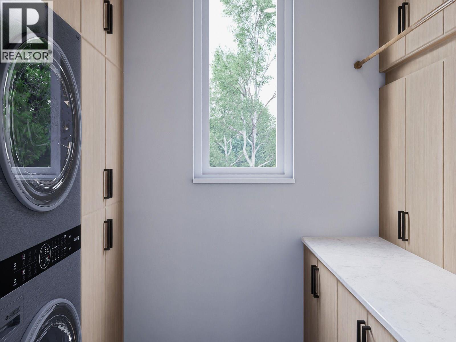 4 781 Martin Avenue, Kelowna