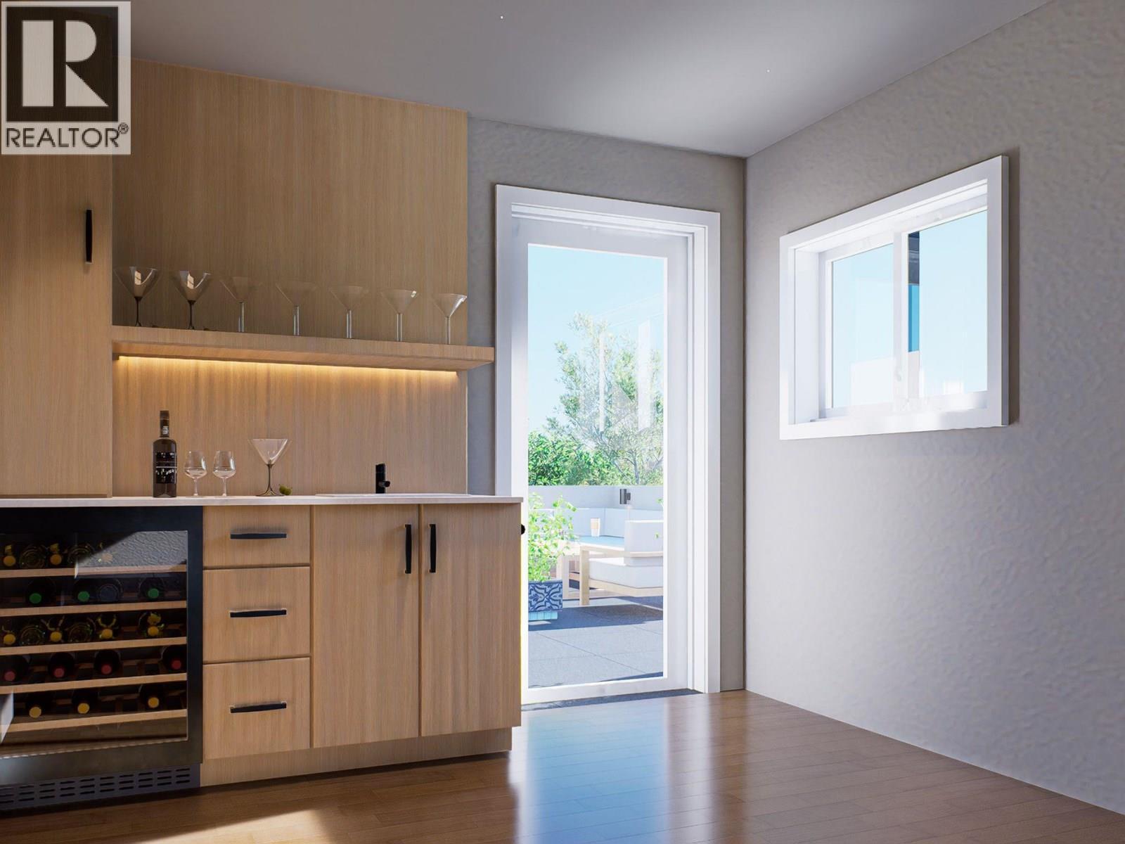 4 781 Martin Avenue, Kelowna