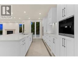 1445 Sandhurst Place, West Vancouver, BC V7S2P4 Photo 10