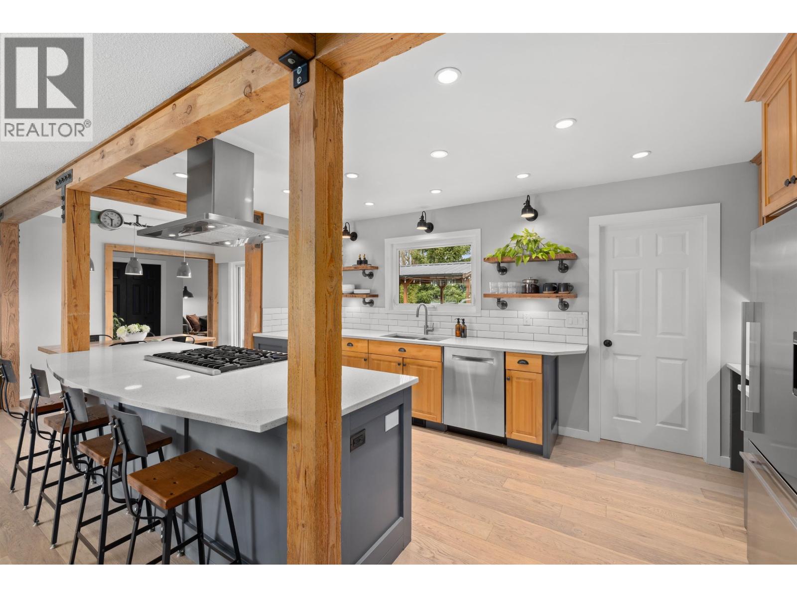 5845 CRESCENT Drive, Delta