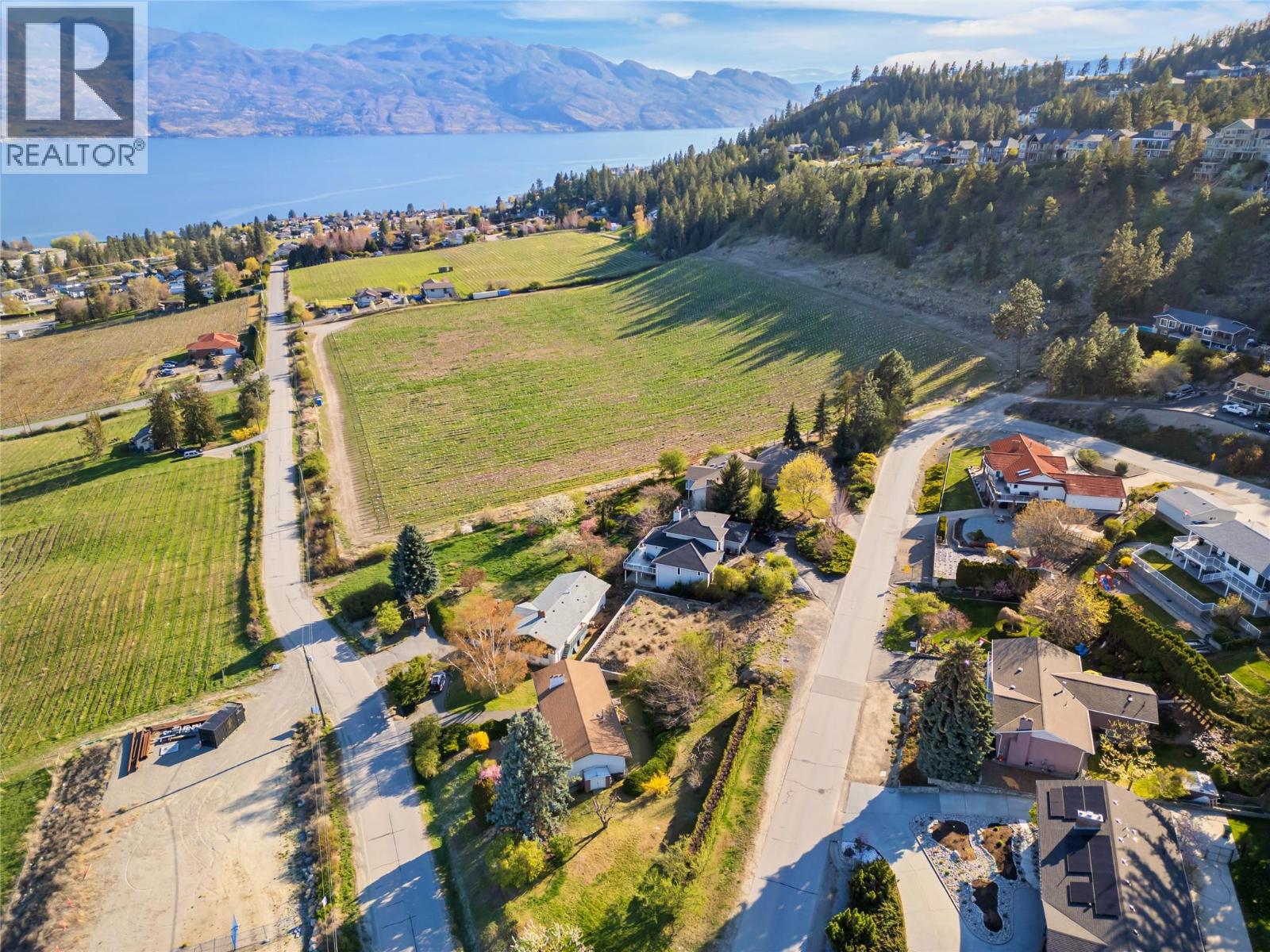  1097 Trevor Drive, West Kelowna