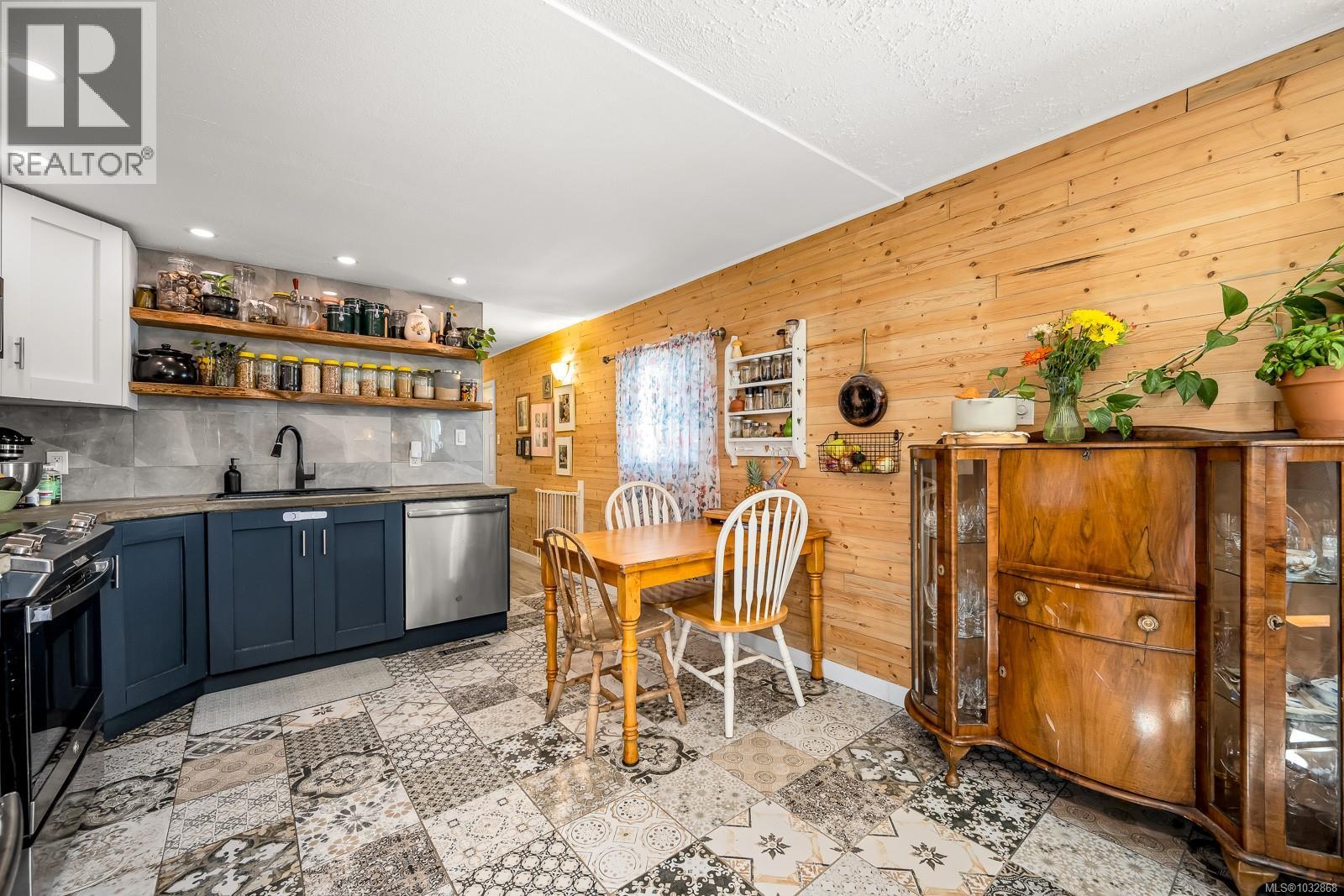 500 Nechako Ave - 11