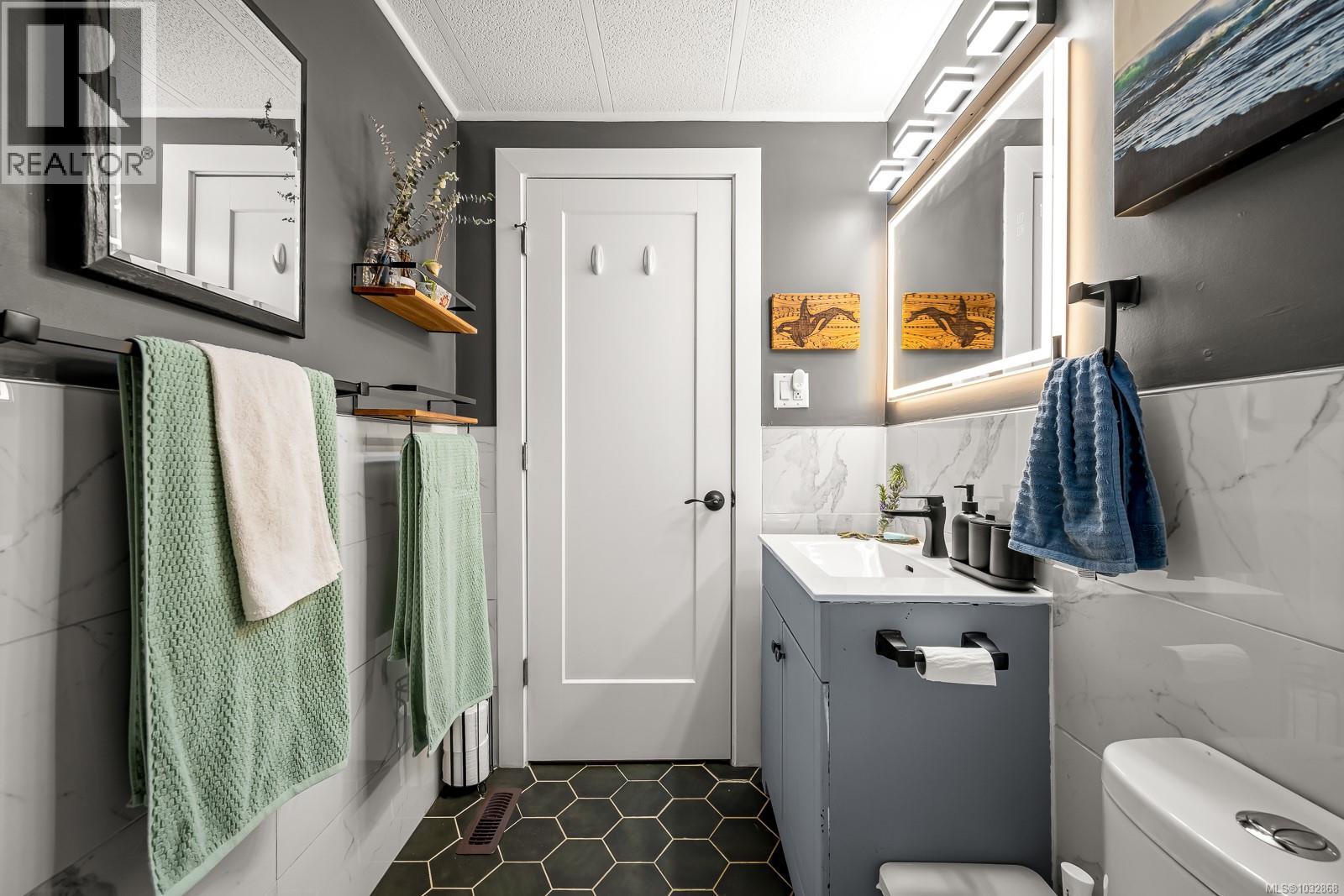 500 Nechako Ave - 21