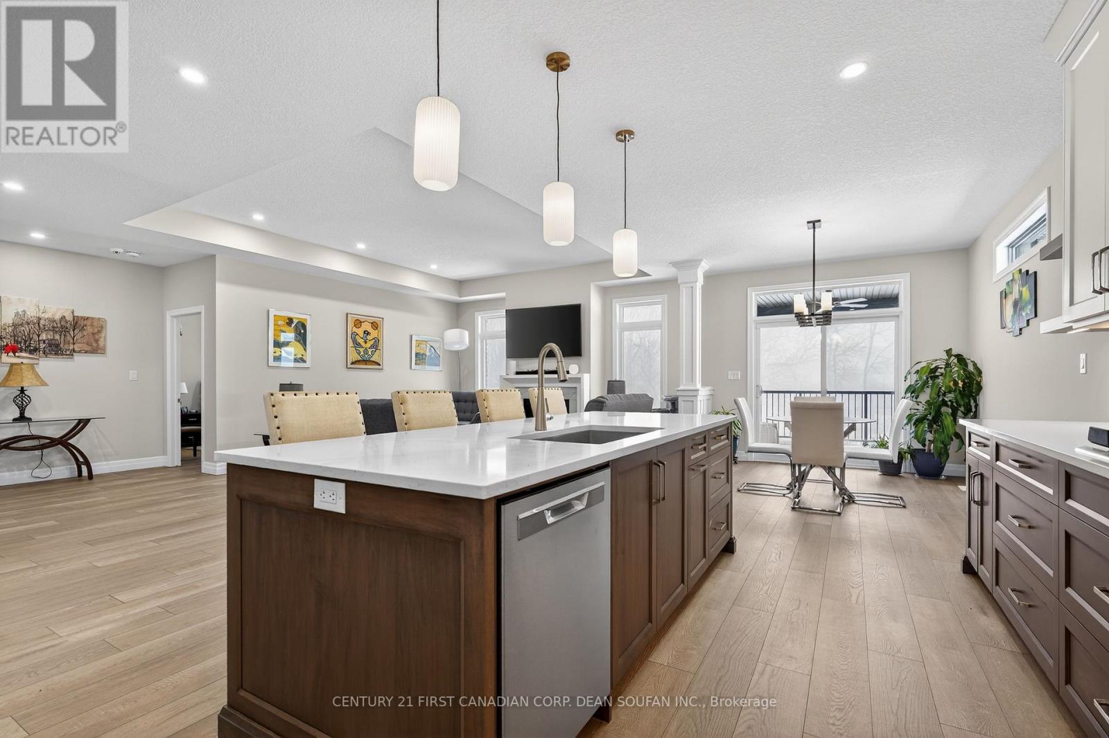 44 MUIRFIELD DRIVE Property Photo