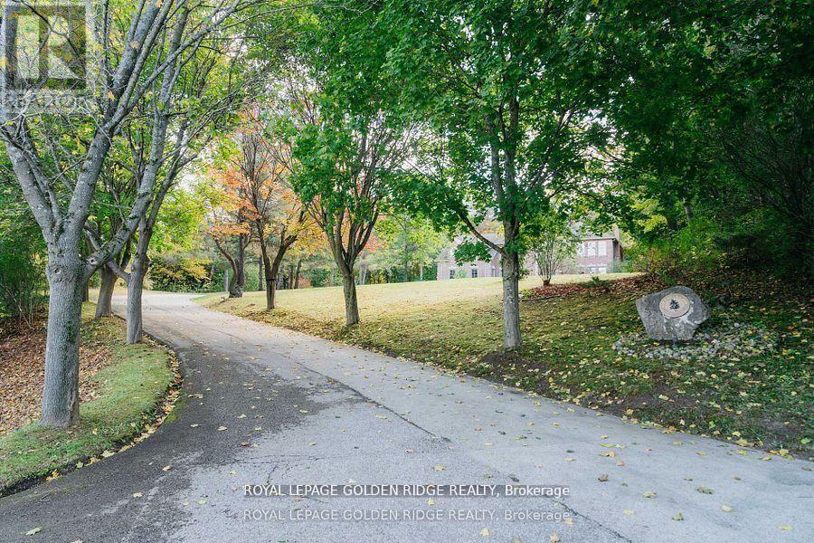 8 GREENVALLEY CIRCLE - 2