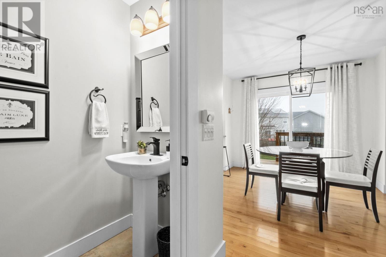 Property 26 of 50 of 124 Beachstone Drive