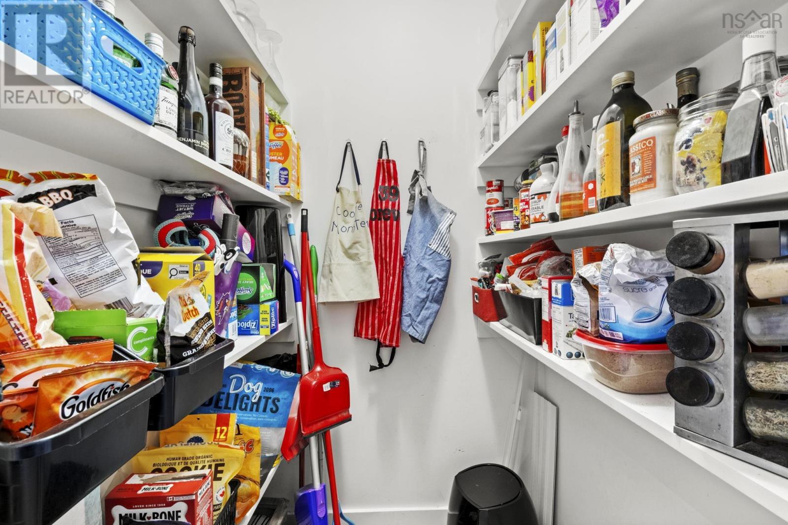 Property 23 of 50 of 124 Beachstone Drive