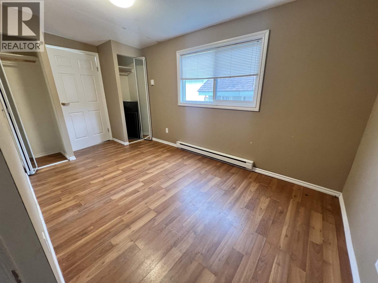 #33 4619 LOWRIE AVENUE - 14