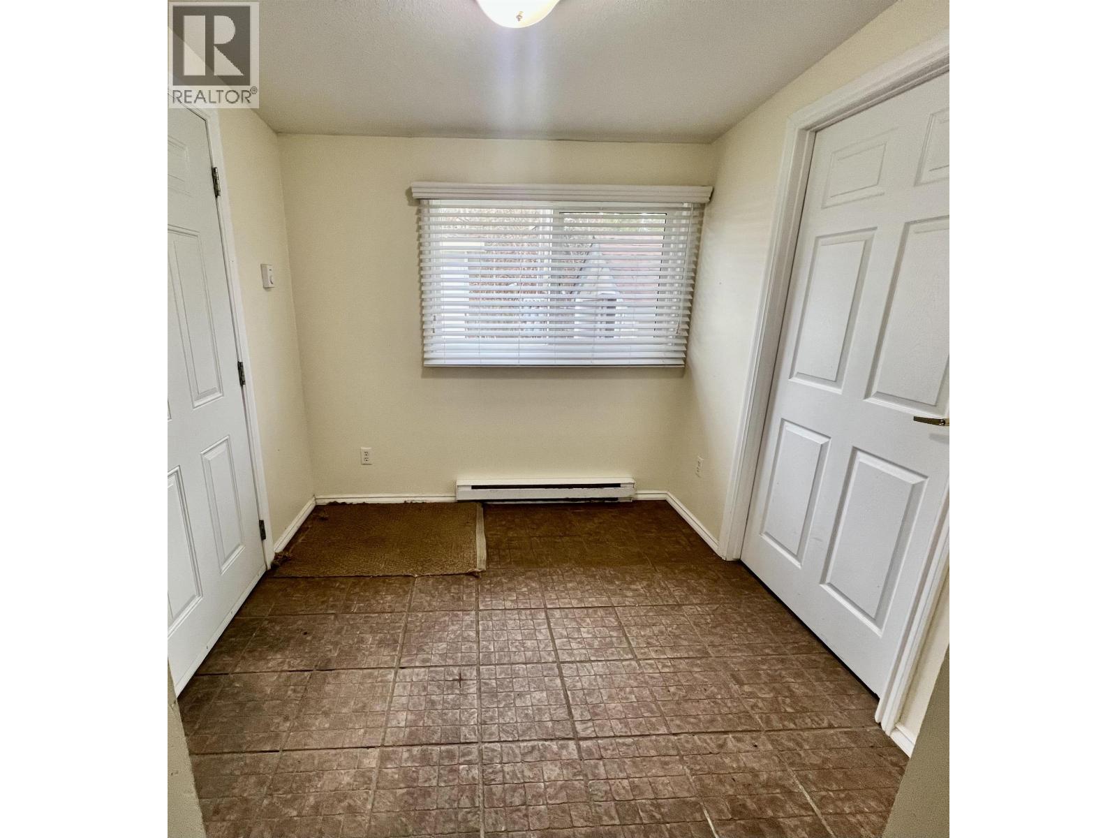 #33 4619 LOWRIE AVENUE - Image 2