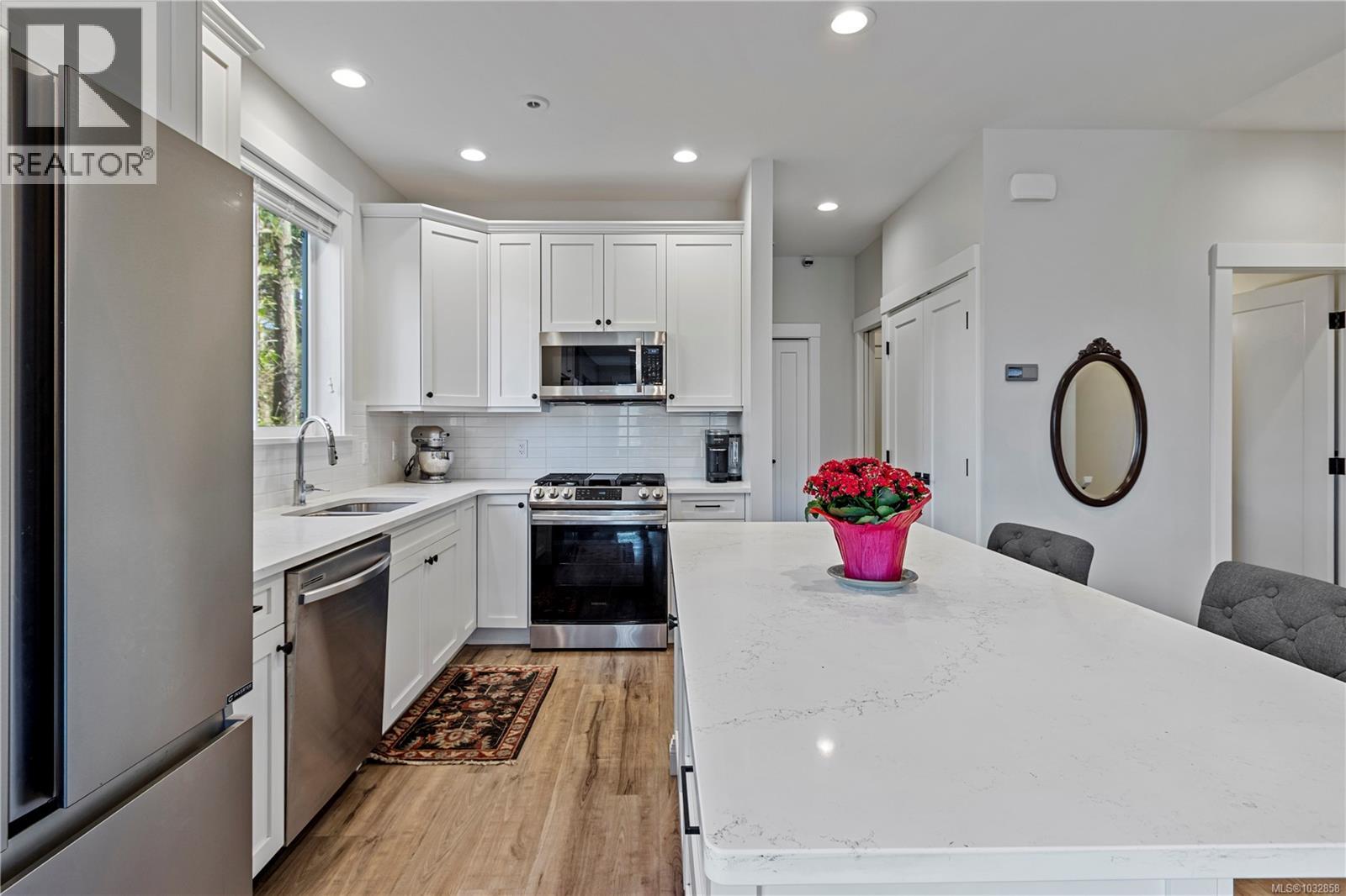 4479 Wellington Rd - 9