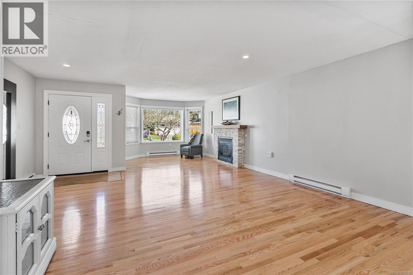 4340 Martin Pl - 10