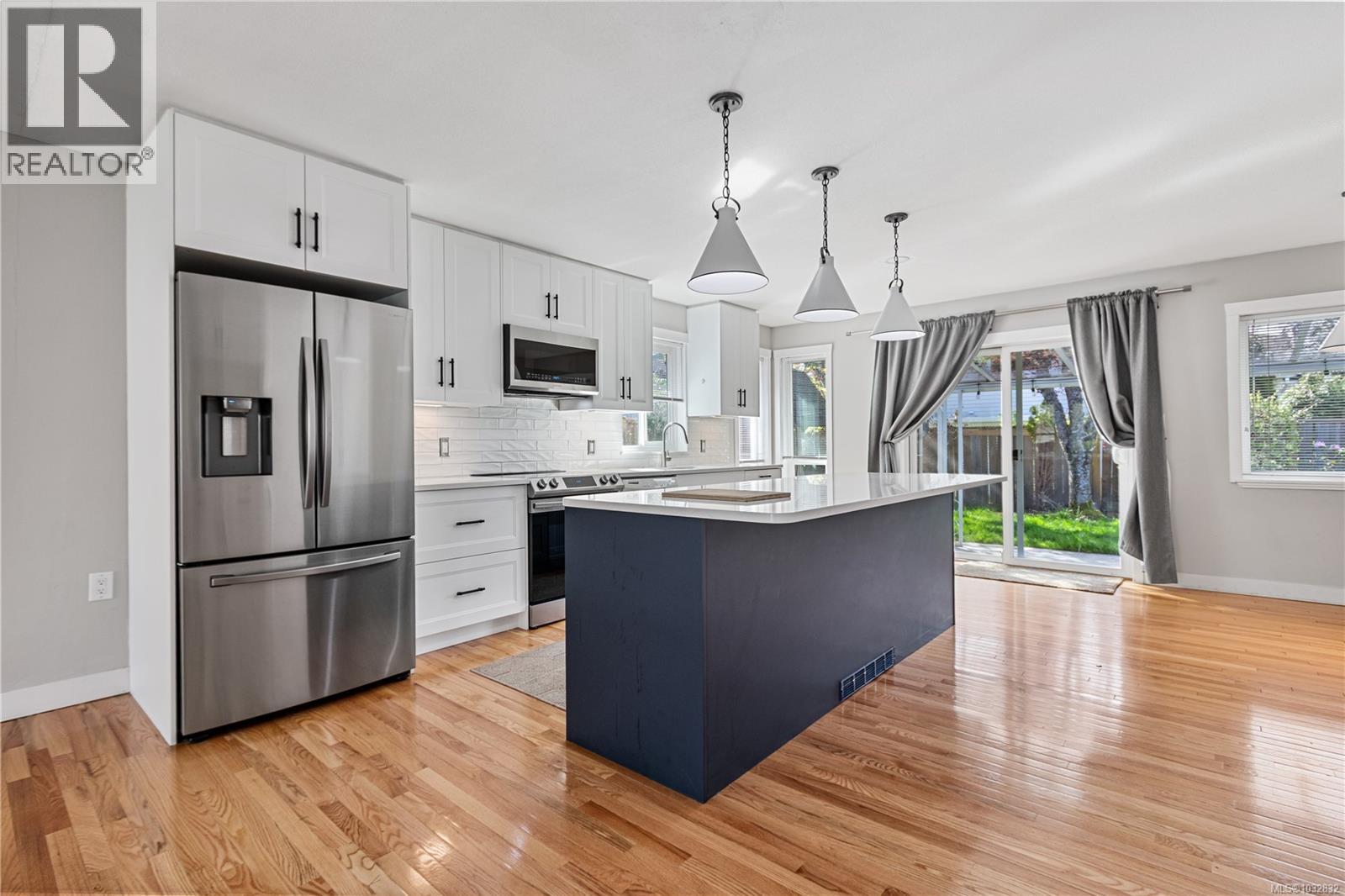 4340 Martin Pl - 4