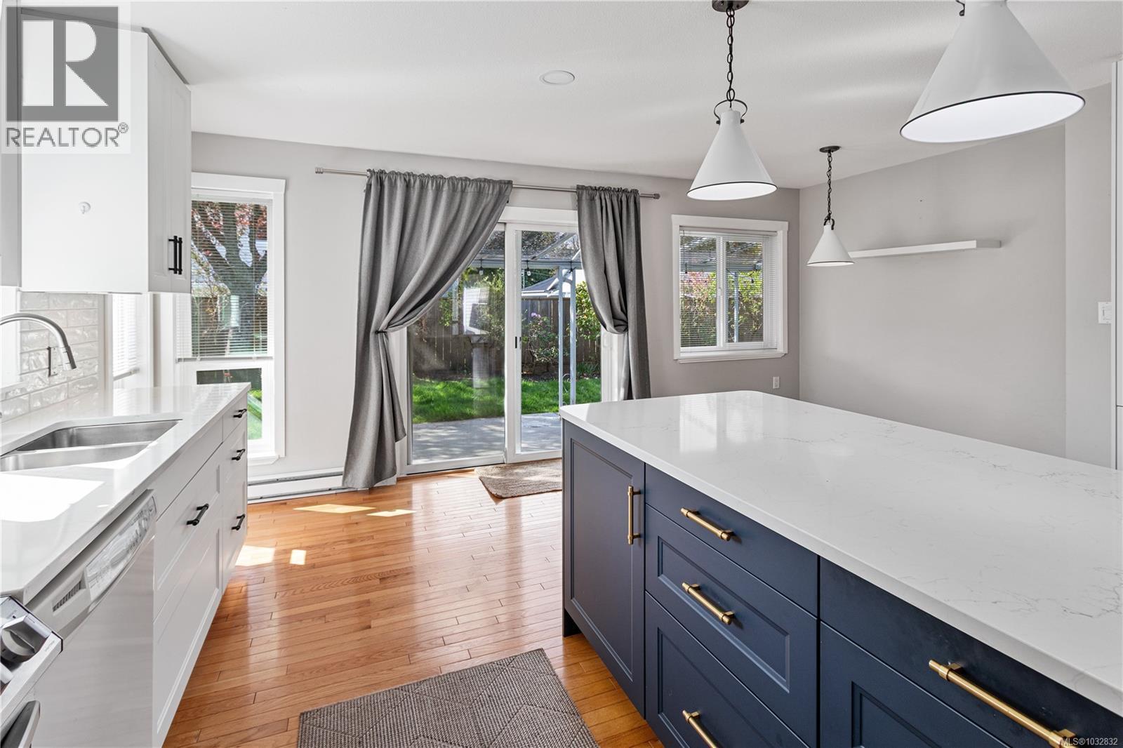 4340 Martin Pl - 6