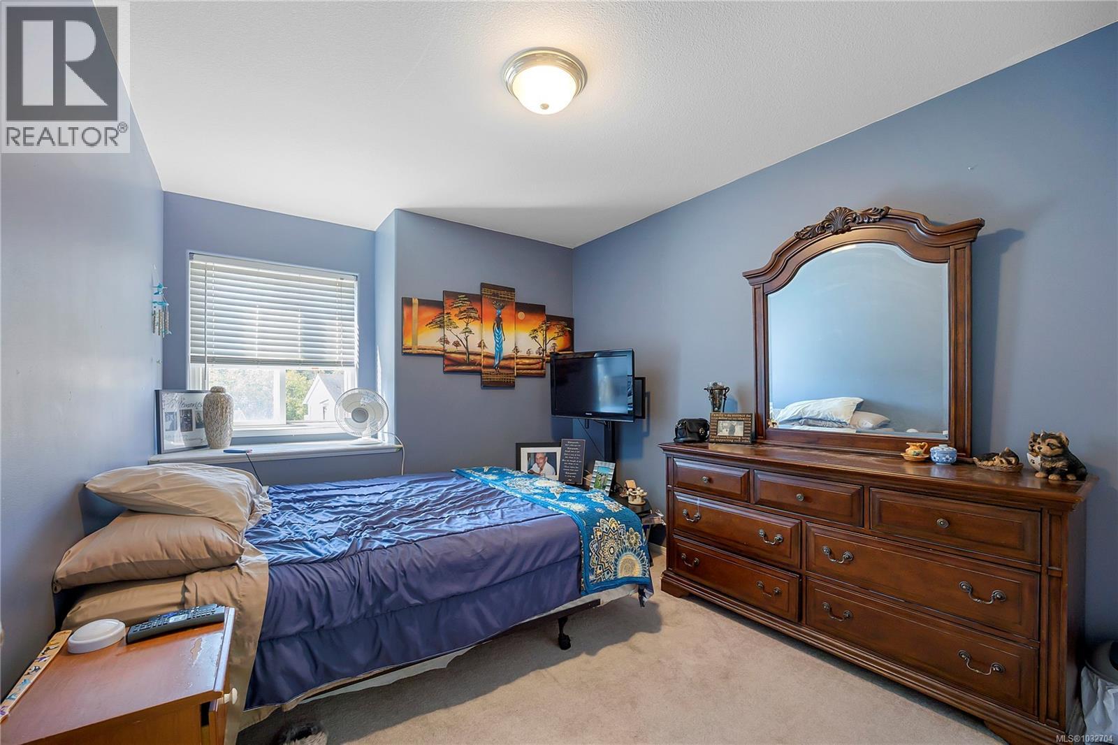 4740 Fairbrook Cres - 6