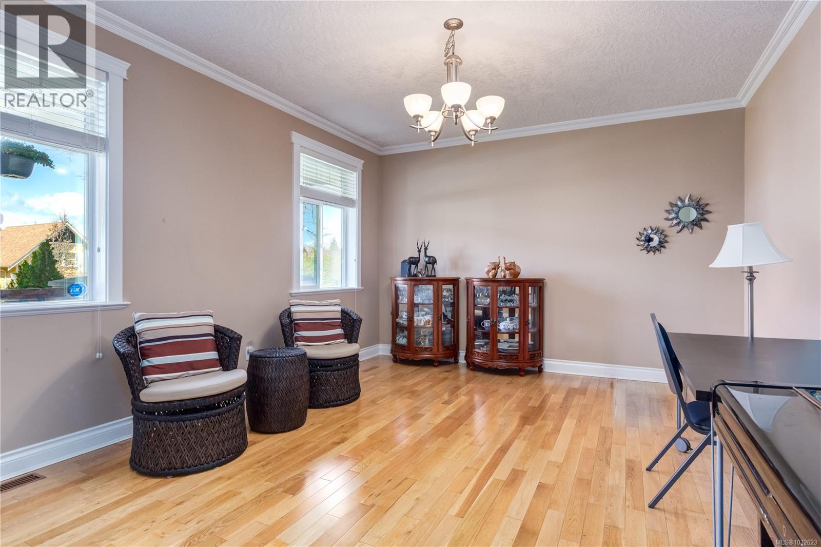 2513 Glendoik Way - 10