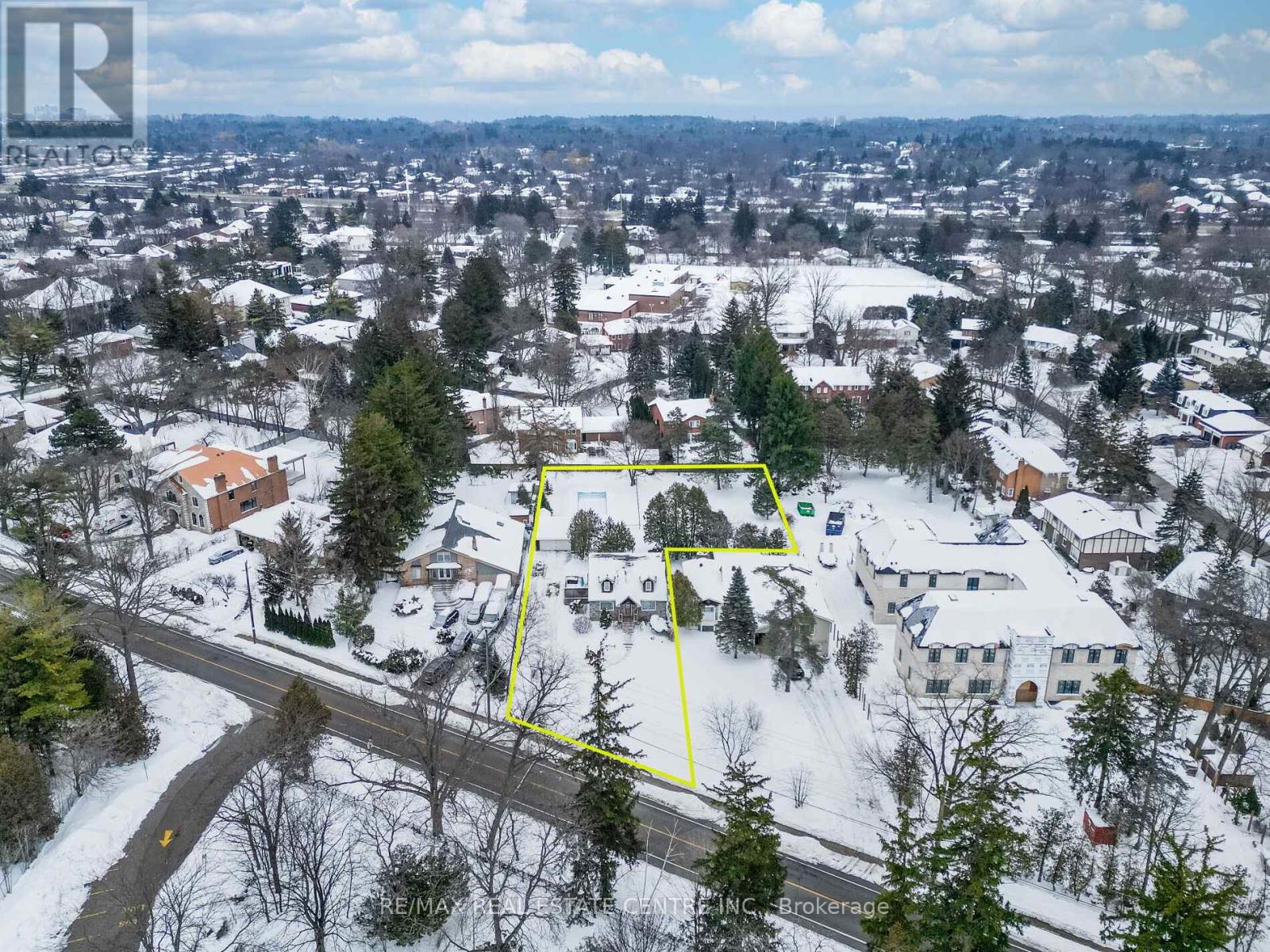 2212 MISSISSAUGA ROAD - 5