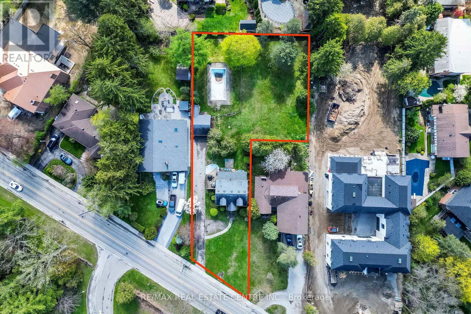 2212 MISSISSAUGA ROAD - 8