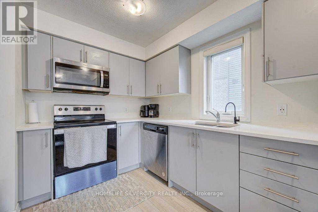 ##18 235 CHAPEL HILL DRIVE - 13