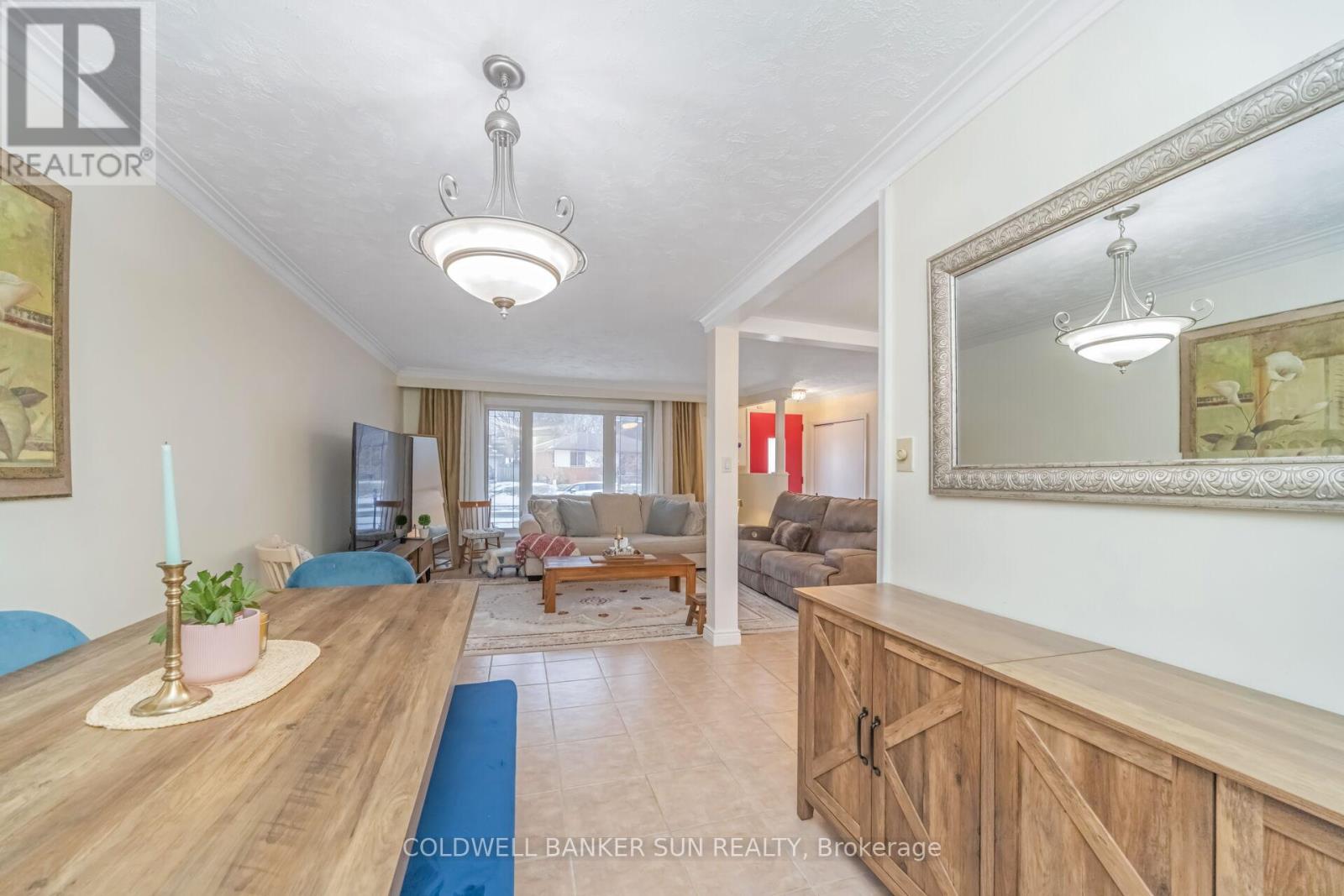 84 DUMBARTON STREET - 11