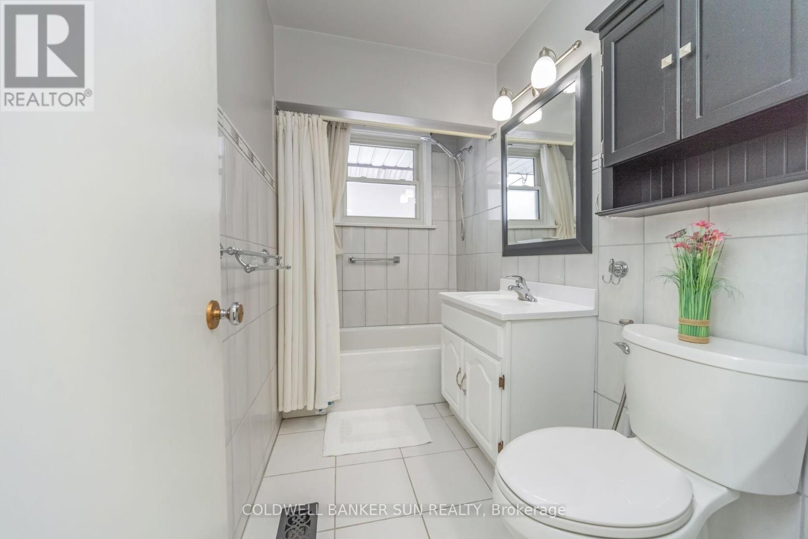 84 DUMBARTON STREET - 27