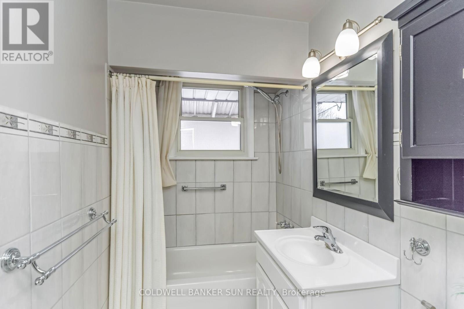 84 DUMBARTON STREET - 28