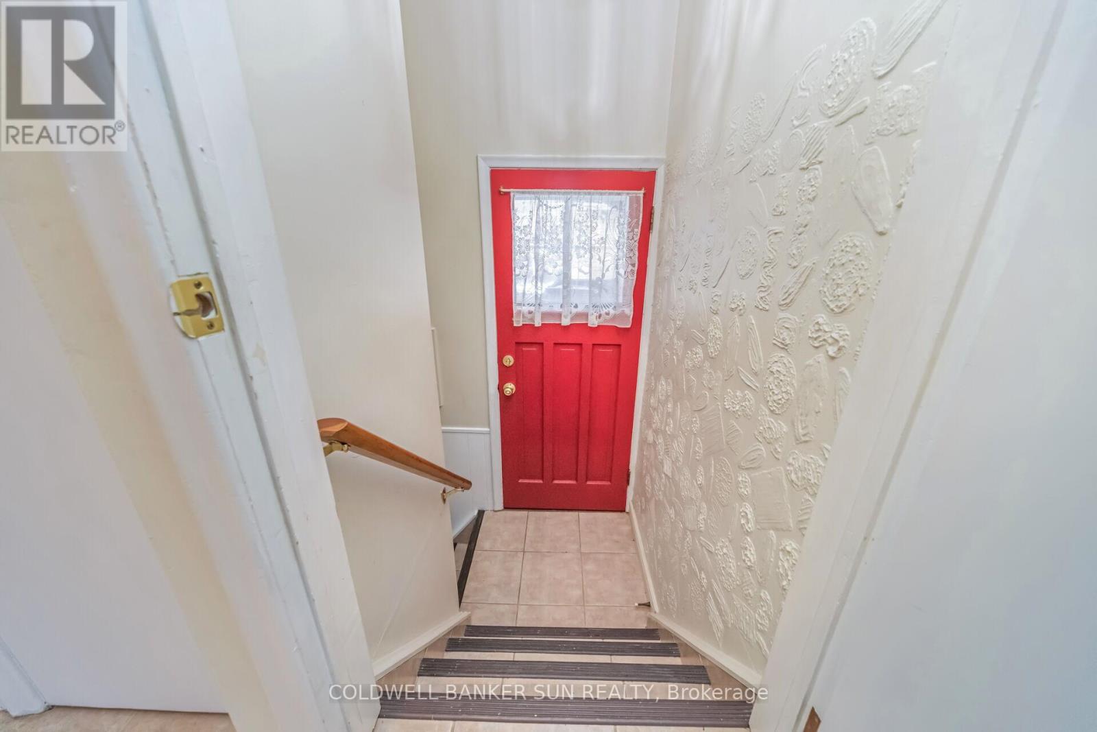 84 DUMBARTON STREET - 29