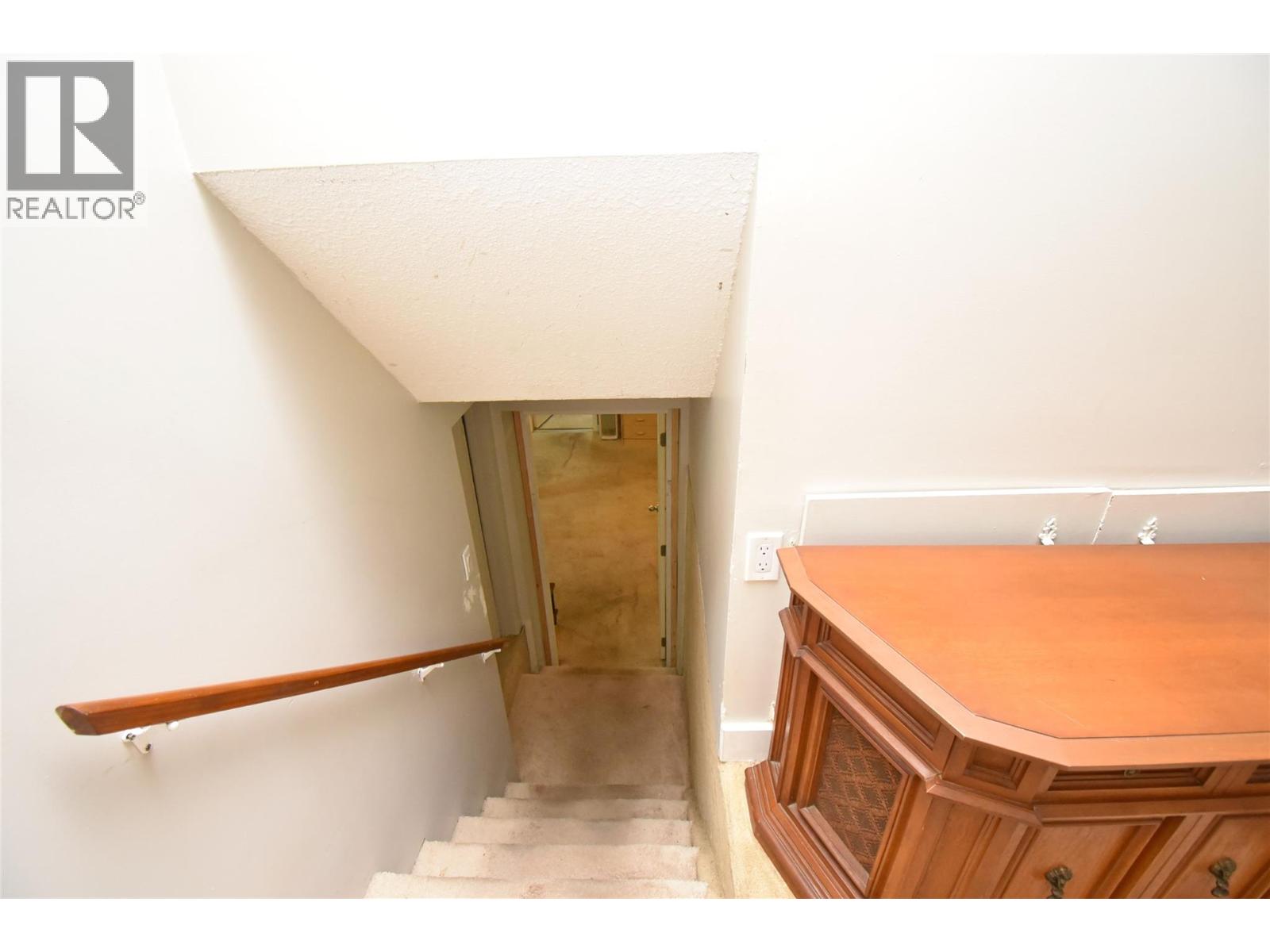  382 Kildare Way, Vernon