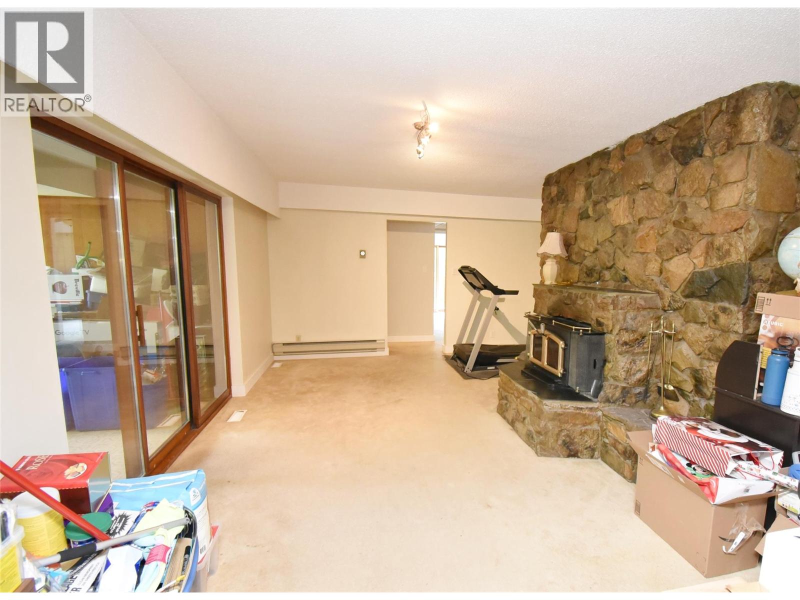  382 Kildare Way, Vernon