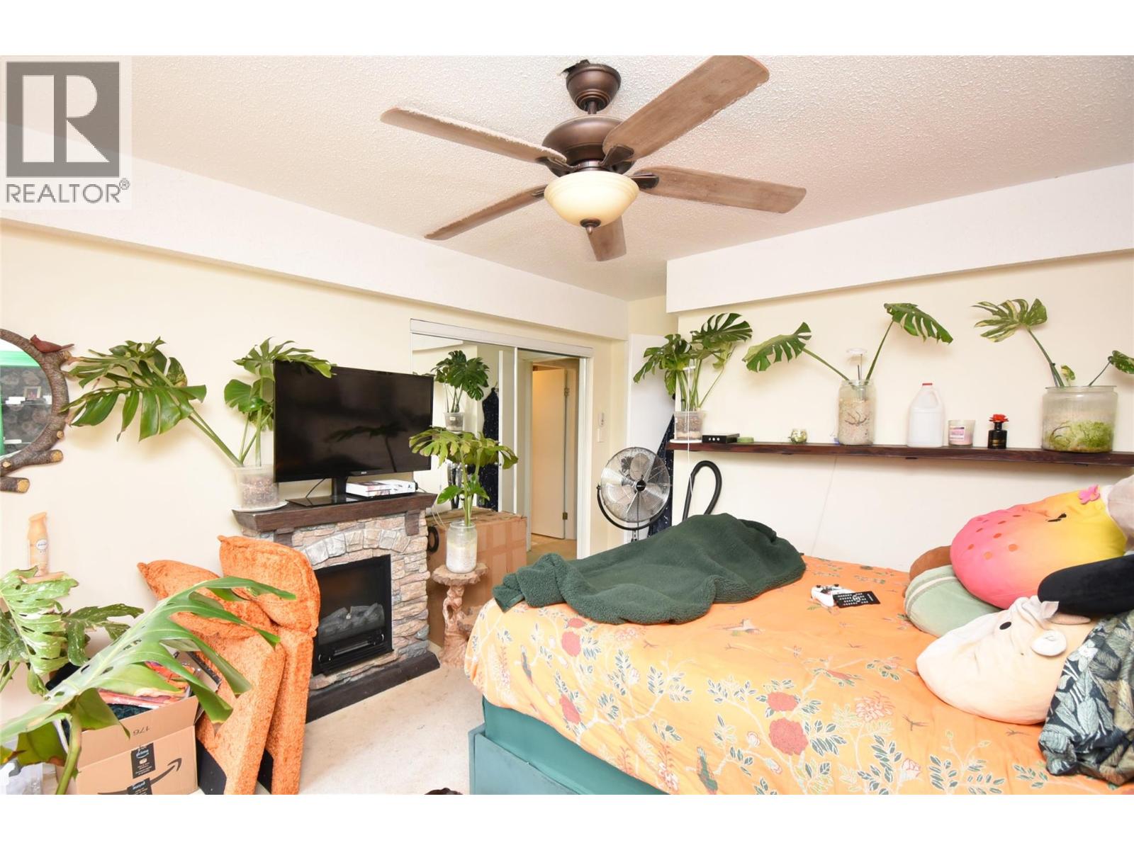  382 Kildare Way, Vernon