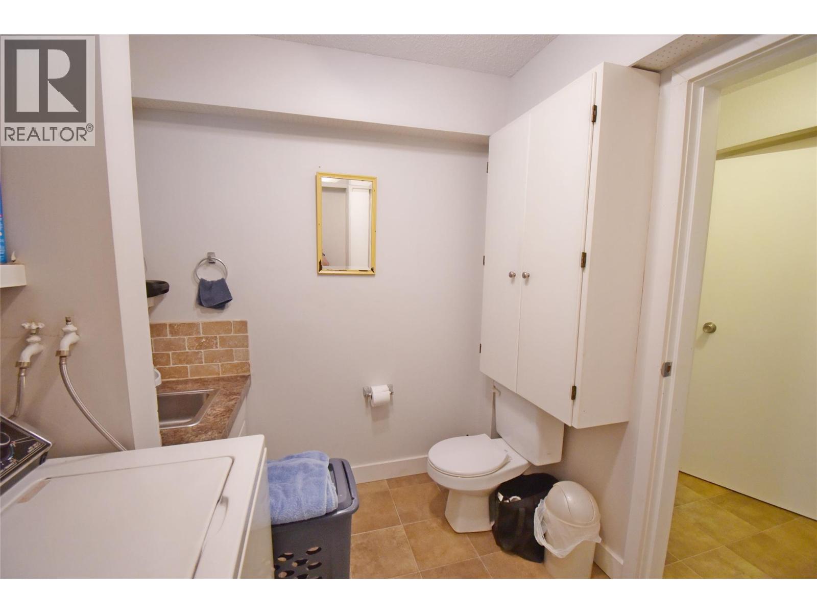  382 Kildare Way, Vernon