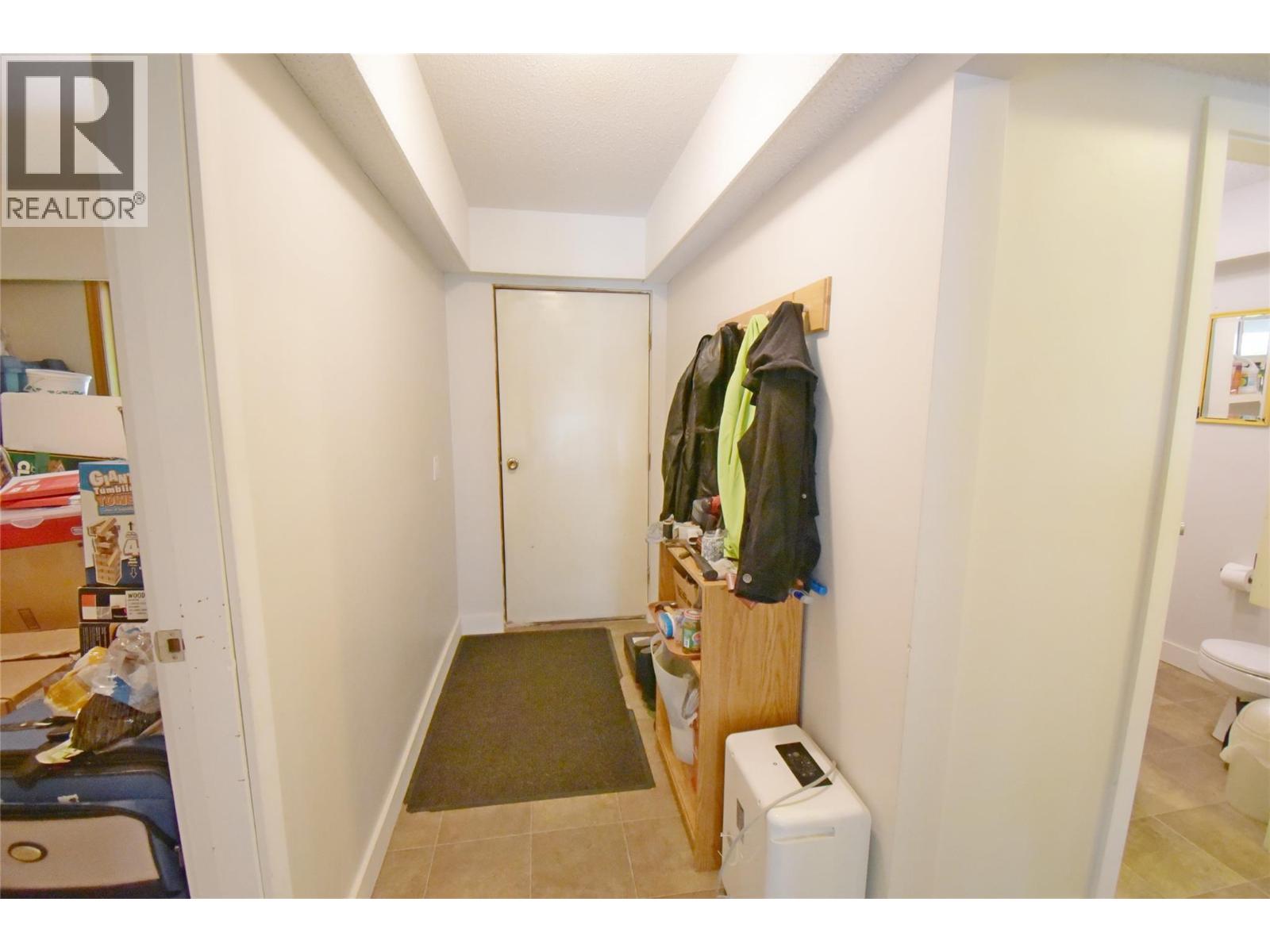  382 Kildare Way, Vernon