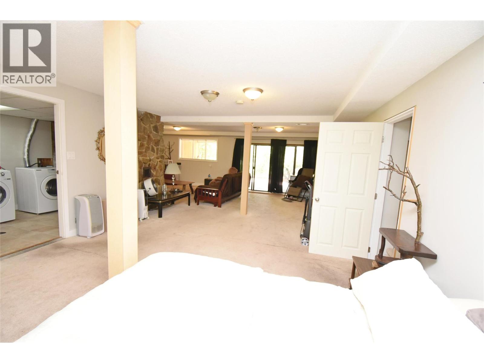  382 Kildare Way, Vernon