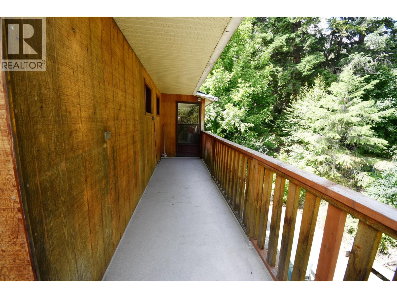  382 Kildare Way, Vernon