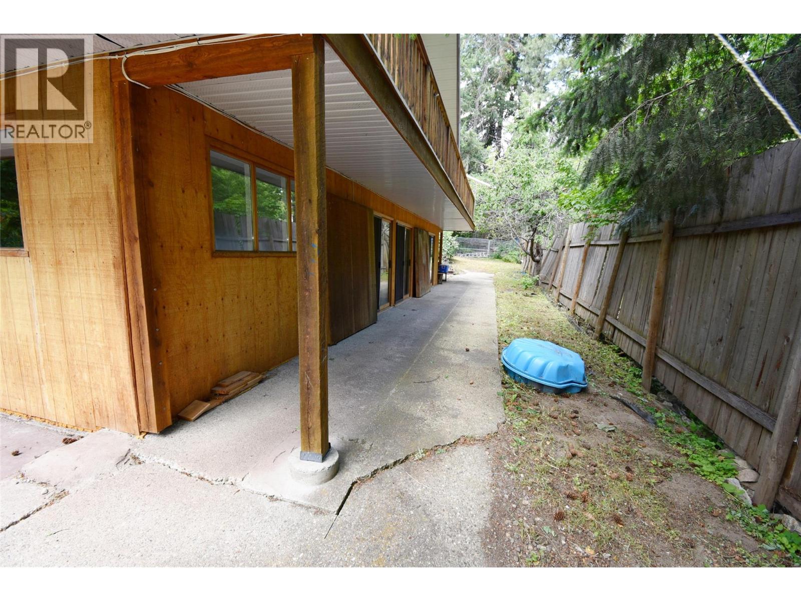  382 Kildare Way, Vernon